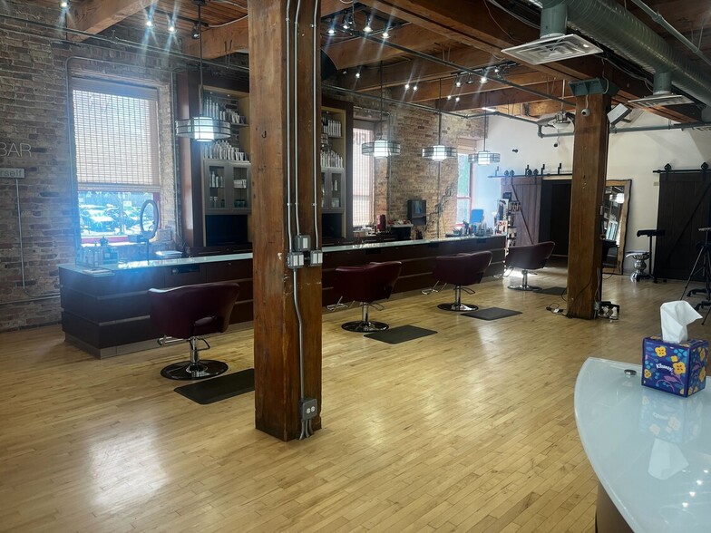 More Photos Of 409 W Huron St, Chicago Loft Creative Space For Lease
