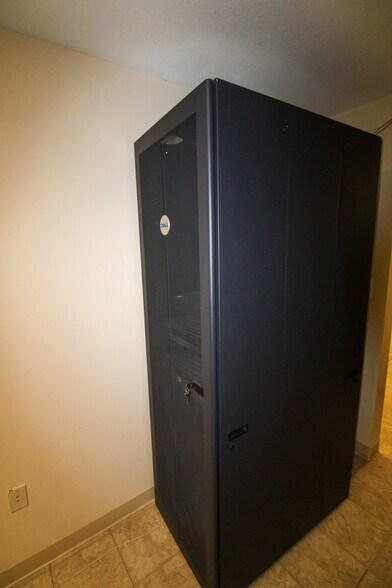 More Photos Of 7350 IL-111, South Roxana Specialty For Sale