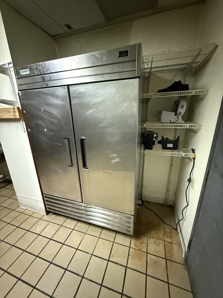 More Photos Of 369-373 George St, New Brunswick General Retail For Lease