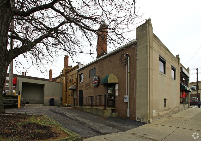 More Photos Of 12443-12459 Cedar Rd, Cleveland Heights Storefront For Lease