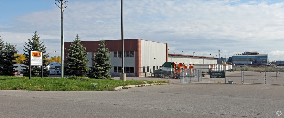 Primary Photo Of 285 S Blair St, Whitby Truck Terminal For Lease