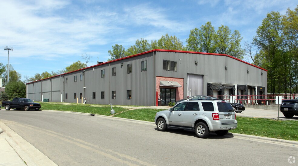 More Photos Of 3882 Agler Rd, Columbus Warehouse For Lease