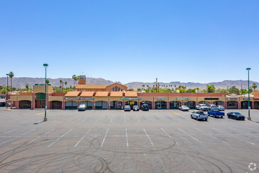 More Photos Of 6000-6076 S Central Ave, Phoenix Storefront Retail Office For Lease