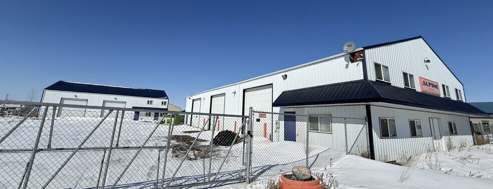 More Photos Of 949B Redonda St, Winnipeg Industrial For Lease