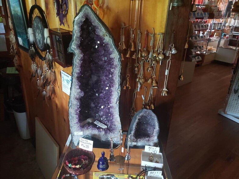 More Photos Of 2487 US Highway 211 W, Luray Storefront For Sale