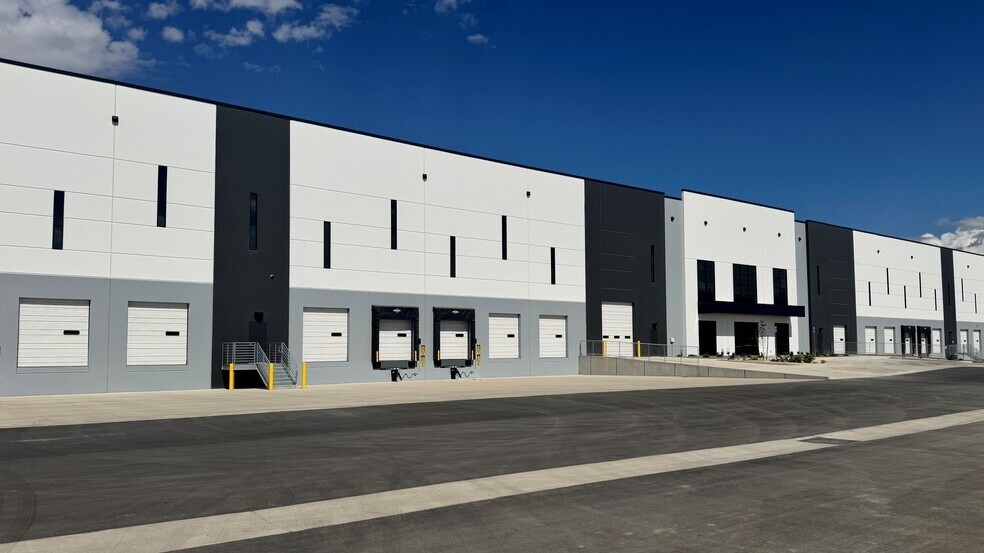 More Photos Of 1509 S Gustin Rd, Salt Lake City Warehouse For Lease