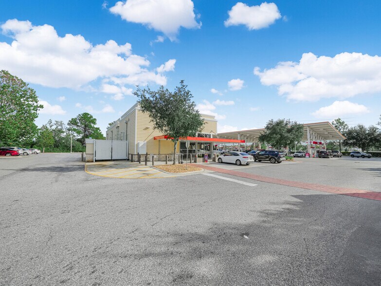 More Photos Of 8849 W Irlo Bronson Memorial Hwy, Winter Garden Convenience Store For Sale