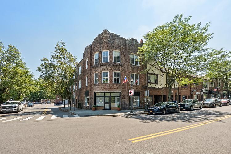 More Photos Of 30 Garth Rd, Scarsdale Office For Lease