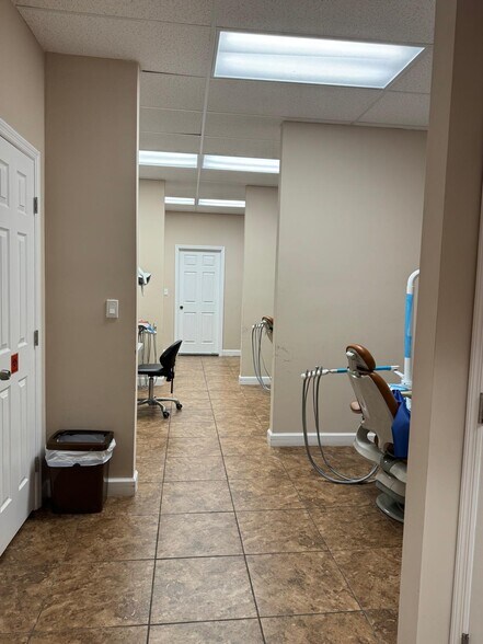 More Photos Of 1696 S Military Trl, West Palm Beach Medical For Lease