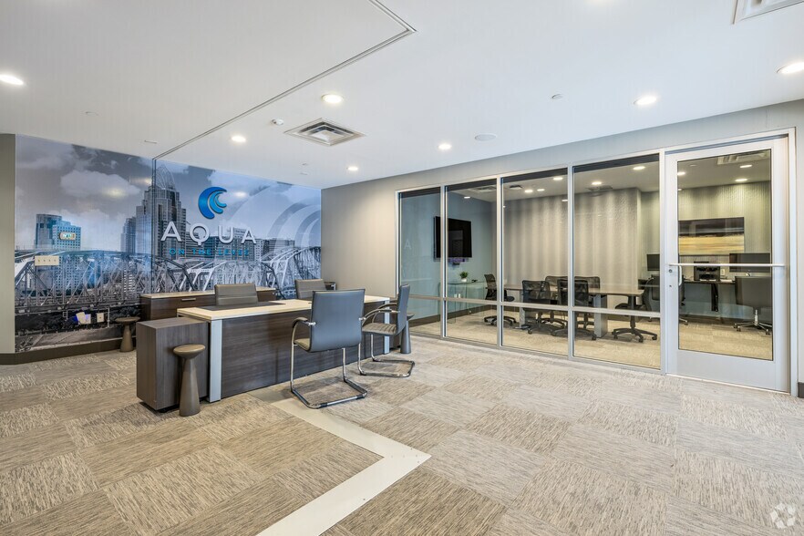 More Photos Of 100 Aqua Way, Newport Apartments For Lease