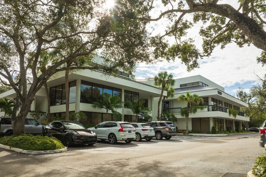 More Photos Of 11000 Prosperity Farms Rd, Palm Beach Gardens Medical For Lease