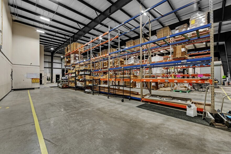More Photos Of 353 Banner Farm Rd, Mills River Manufacturing For Sale