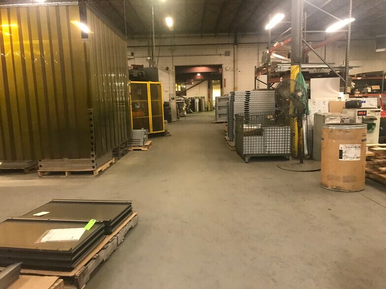 More Photos Of 2025 Brighton Henrietta Town Line Rd, Rochester Manufacturing For Lease