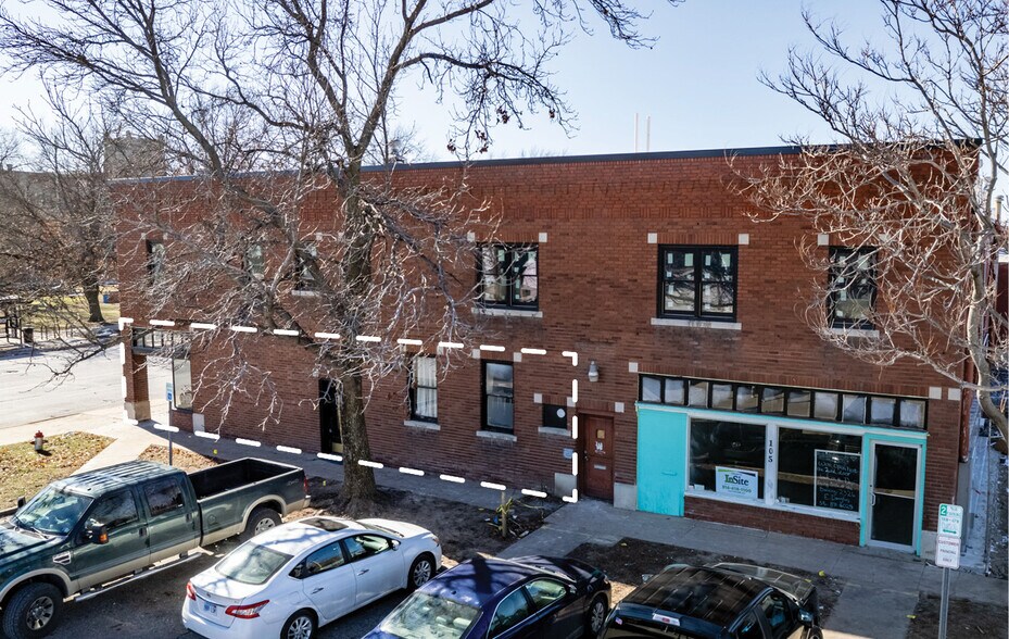 More Photos Of 2320-2330 E Douglas Ave, Wichita Restaurant For Lease