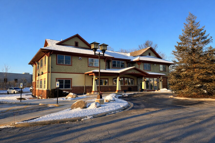 Primary Photo Of 3425 Superior Ave, Sheboygan Medical For Lease