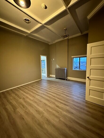 More Photos Of 25 W Chestnut St, Washington Apartments For Sale