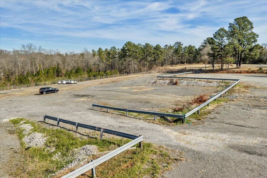 More Photos Of 441 Dunbar Rd, Warner Robins Warehouse For Sale