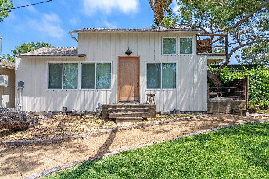 More Photos Of 27353 1/2 Pacific Coast Hwy, Malibu Apartments For Sale