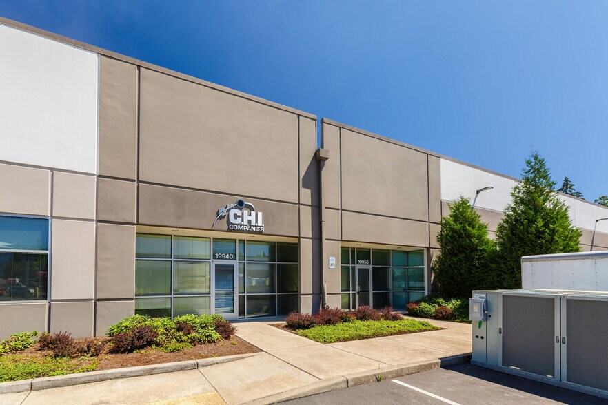 More Photos Of 19850-19990 SW 112th Ave, Tualatin Warehouse For Lease