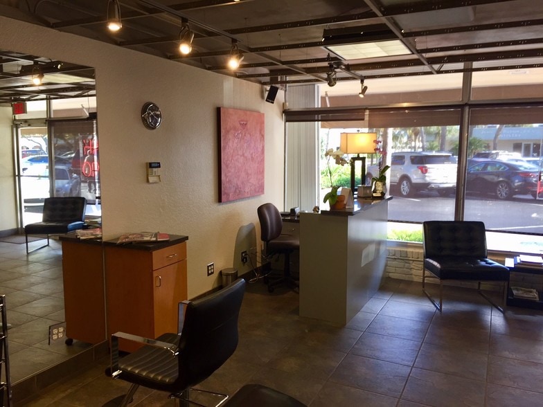 More Photos Of 3020 N Federal Hwy, Fort Lauderdale Storefront For Lease