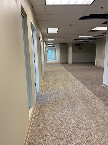 More Photos Of 1100 Northbrook Dr, Trevose Office For Lease