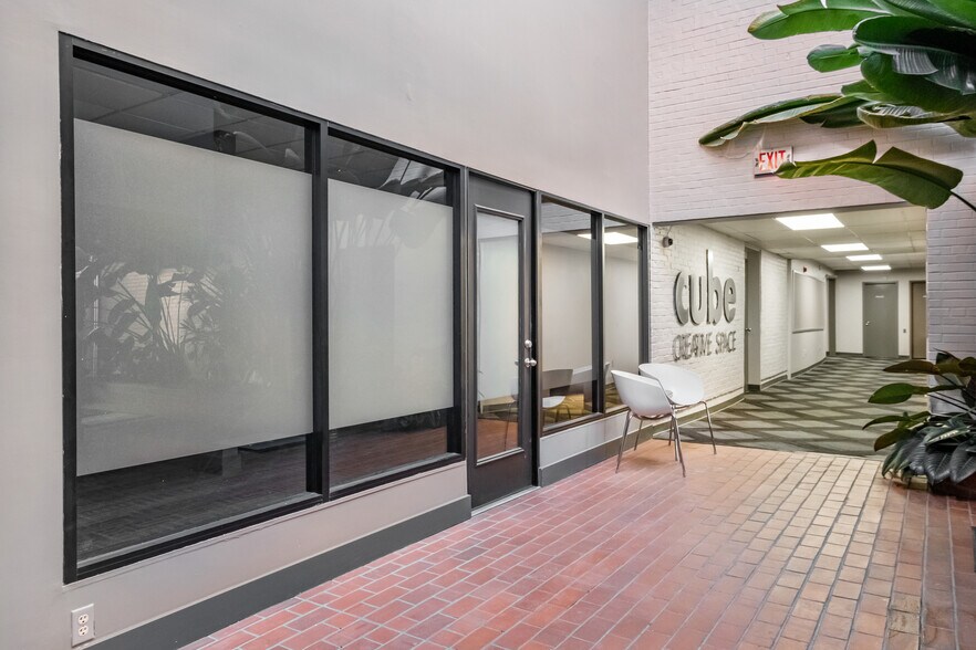 More Photos Of 5877 Commerce St, Pittsburgh Office For Sale