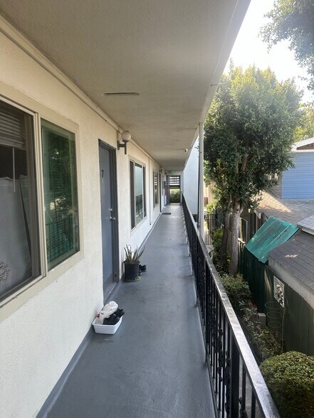 More Photos Of 737 E 5th St, Long Beach Apartments For Sale