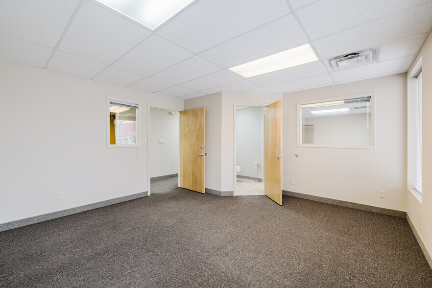 More Photos Of 1750 Manzanita Dr, Elko Office Residential For Sale