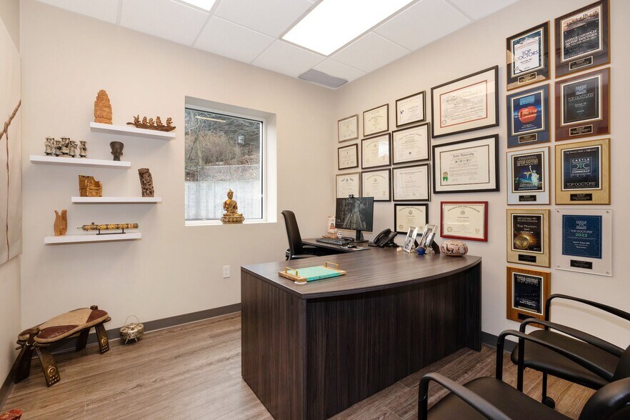 More Photos Of 10 Waldron Ave, Nyack Storefront For Lease