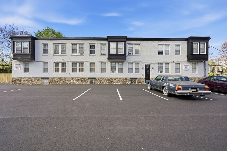 More Photos Of 230 E Sharpnack St, Philadelphia Multifamily For Sale