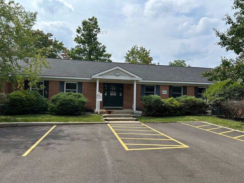 More Photos Of 200 Industrial Pky, Chagrin Falls Medical For Lease