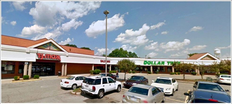 More Photos Of 2 River Walk Mall, Charleston Unknown For Lease