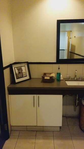 More Photos Of 24200-24228 Crenshaw Blvd, Torrance Restaurant For Lease