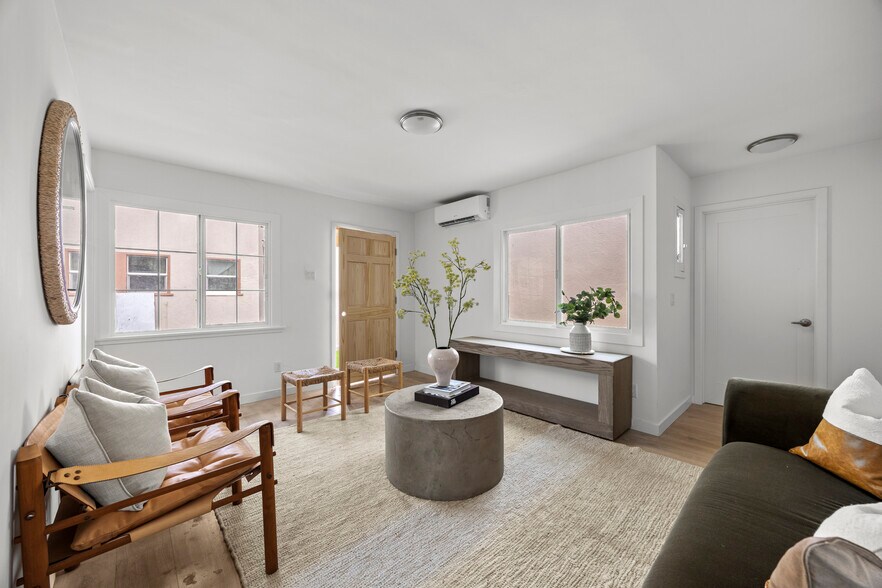 More Photos Of 1510 W 52nd St, Los Angeles Apartments For Sale