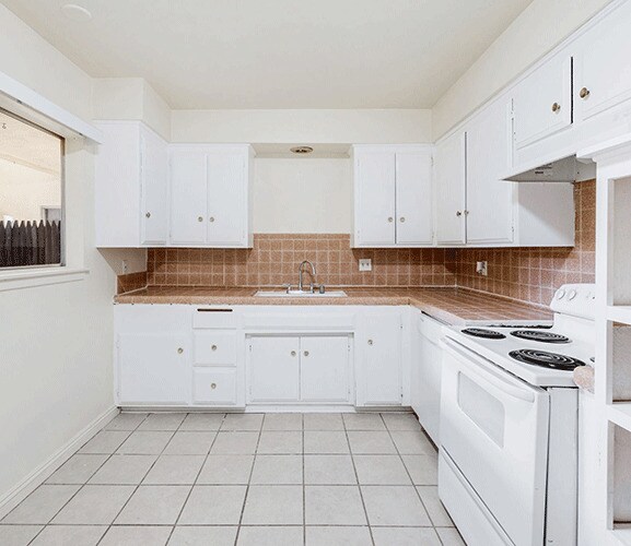 More Photos Of 2761 Golden Ave, San Bernardino Apartments For Sale