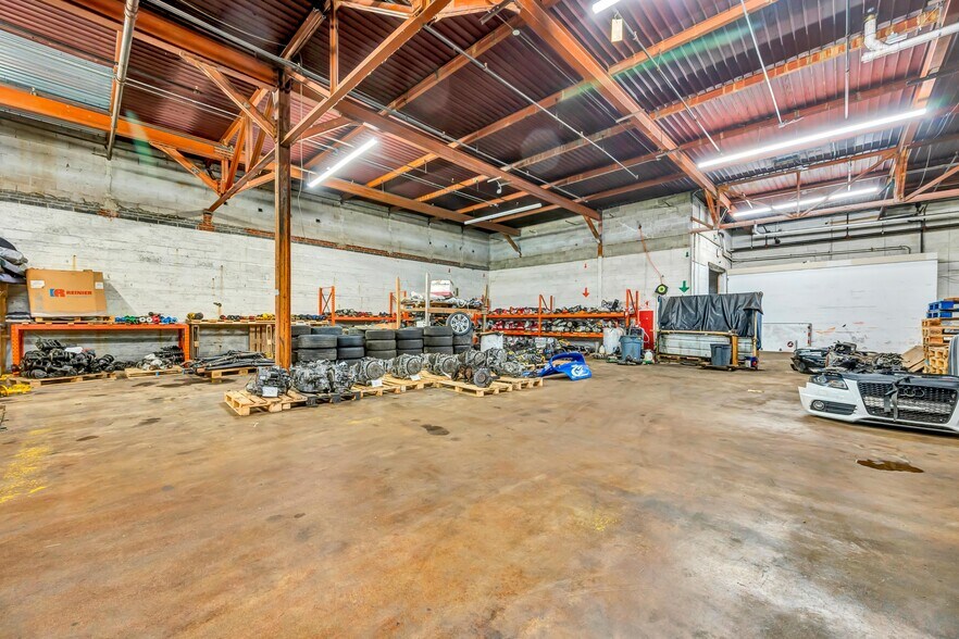 More Photos Of 263-275 Park Ave, East Hartford Warehouse For Lease
