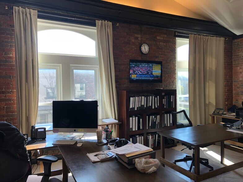 More Photos Of 428 Main St, Franklin General Retail For Sale