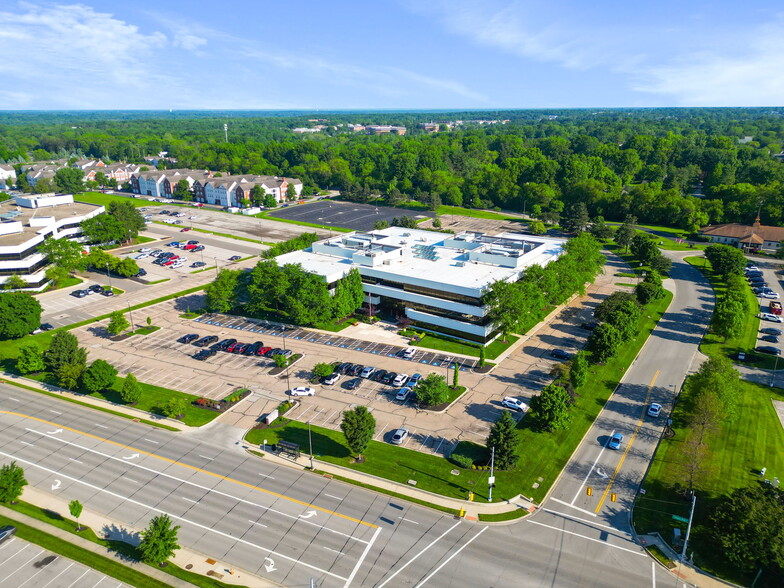 Primary Photo Of 200 E Campus View Blvd, Columbus Office For Lease