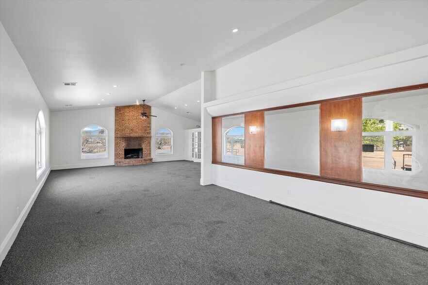 More Photos Of 721 Buol Rd, Pahrump General Retail For Sale