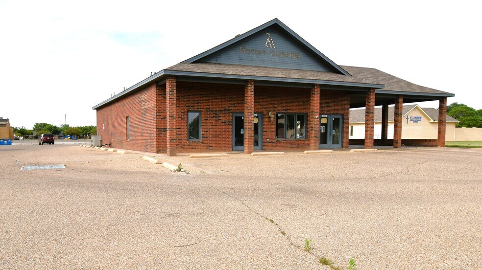 More Photos Of 6006 82nd St, Lubbock Freestanding For Sale