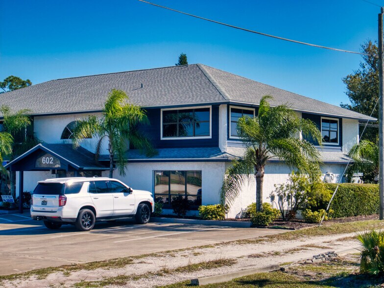 More Photos Of 602 W Indian River Blvd, Edgewater Medical For Lease