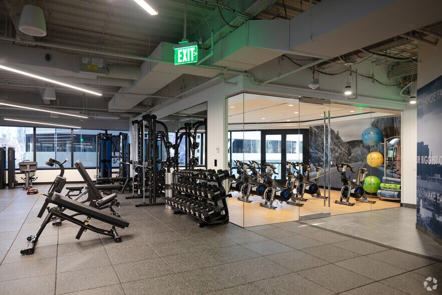 More Photos Of 1099 18th St, Denver Office For Lease