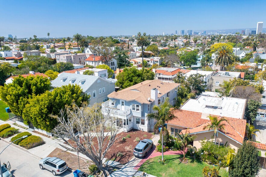 More Photos Of 1053 Hudson ave, Los Angeles Apartments For Sale