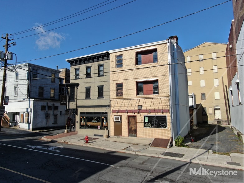 More Photos Of 114 E Norwegian St, Pottsville Storefront Retail Residential For Sale