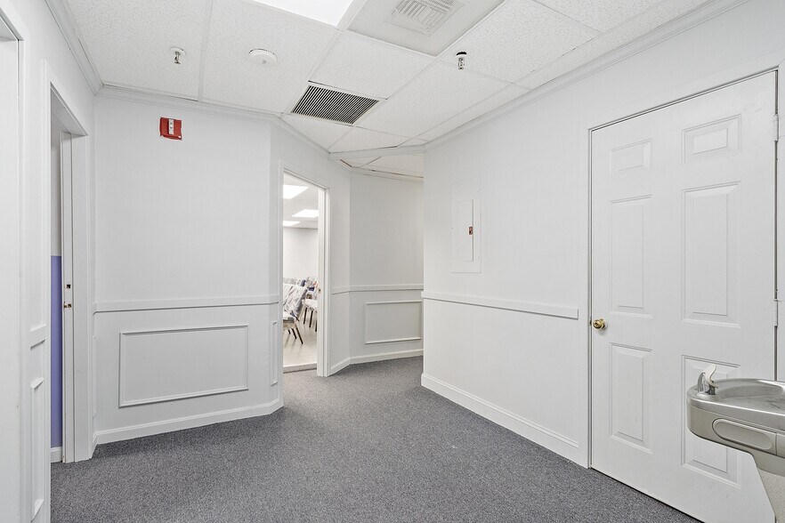 More Photos Of 200 Walnut St, Saugus Storefront Retail Office For Sale