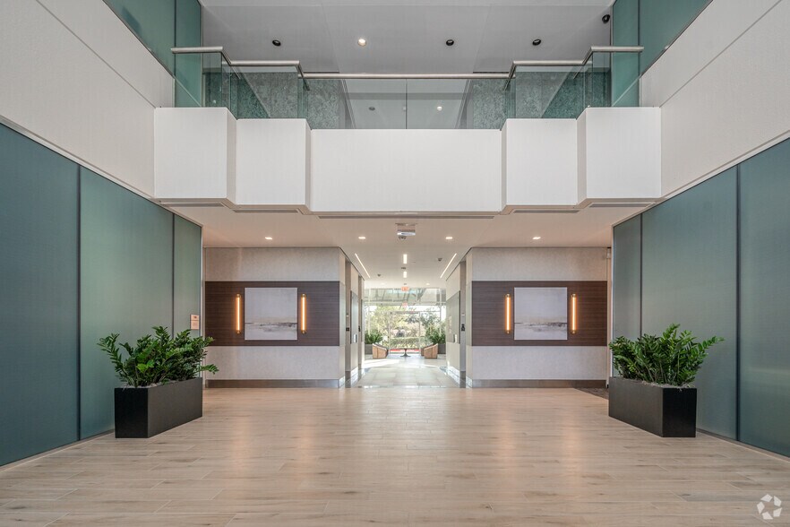 More Photos Of 2525 Bay Area Blvd, Houston Unknown For Lease