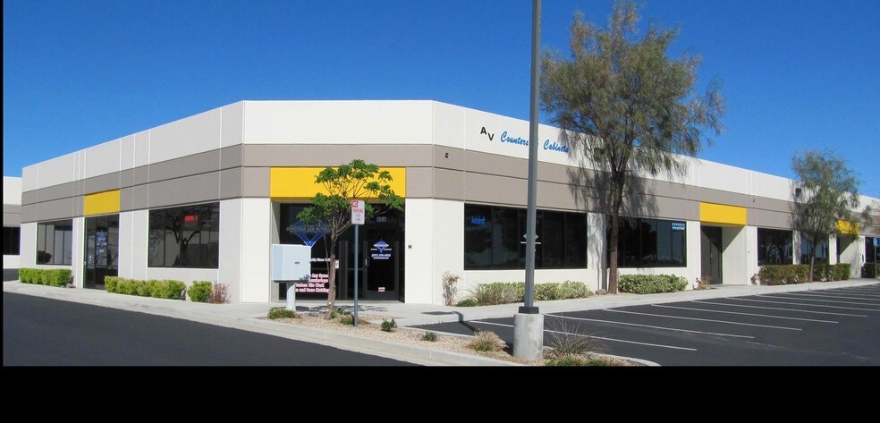 More Photos Of 654 Rancho Vista Blvd, Palmdale Manufacturing For Lease