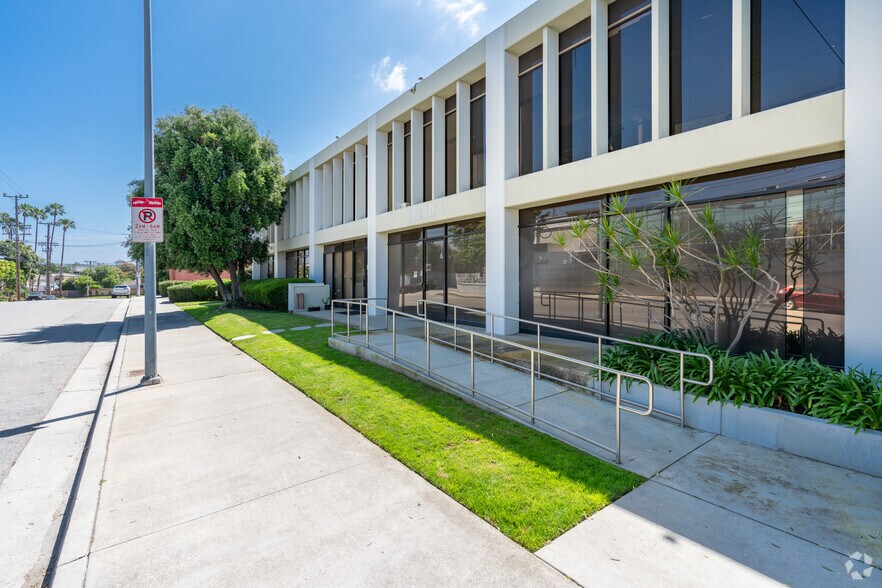More Photos Of 12500 Beatrice St, Los Angeles Unknown For Lease