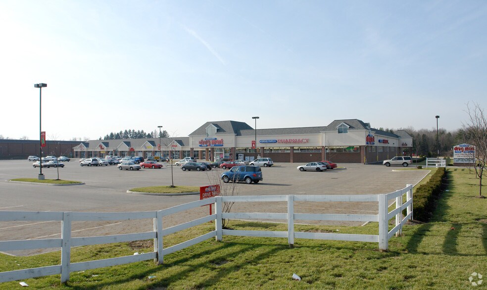 More Photos Of 5571-5599 N Hamilton Rd, Gahanna Storefront For Lease