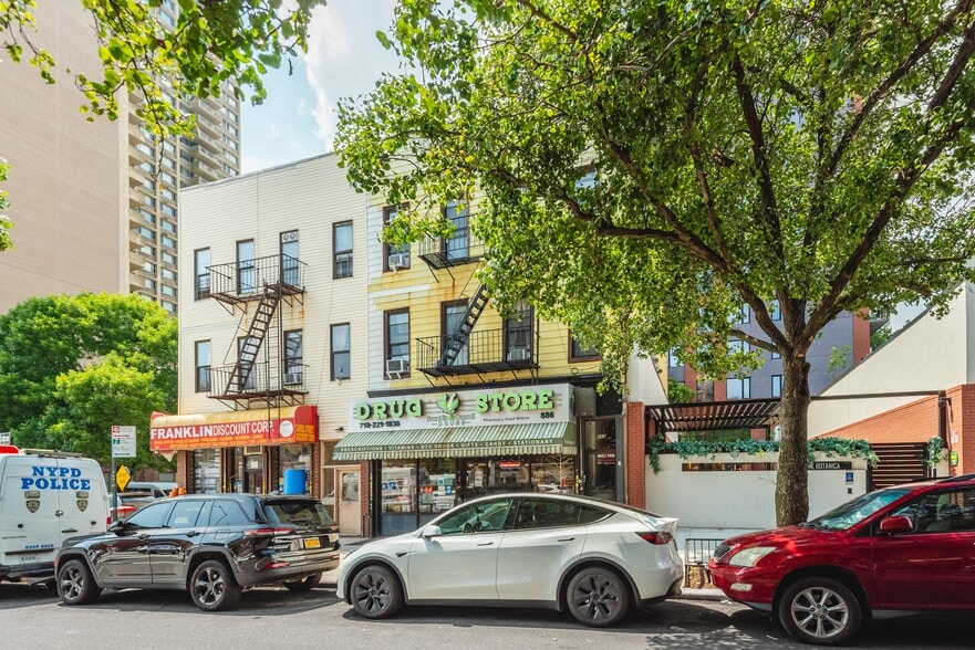 More Photos Of 886 Franklin Ave, Brooklyn Apartments For Sale